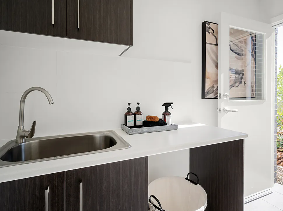 blog Genoa-31-Menangle-Park Genoa-31-Laundry-970-x-722-px