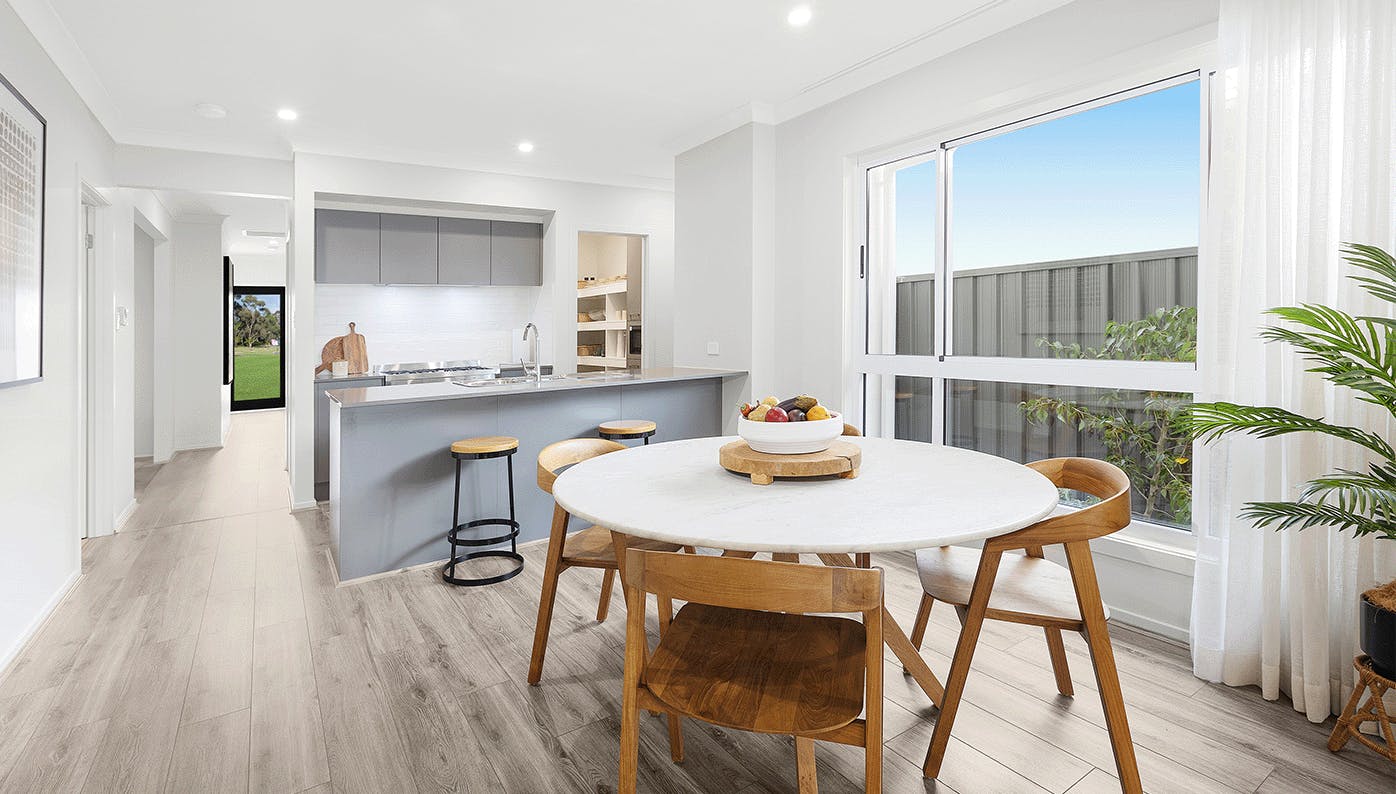 display-Homes Cobbitty Sandon_Loftus dining-kitchen